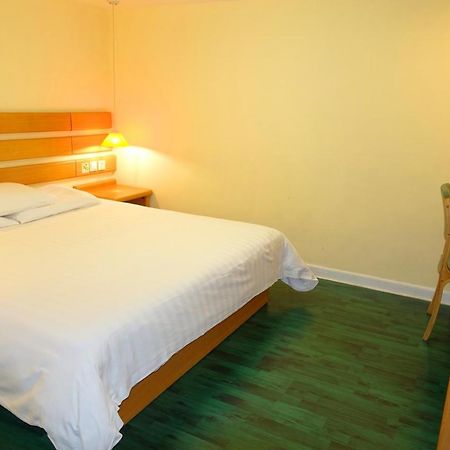 Home Inn Guangzhou Middle Jiefang Road Gongyuanqian Metro Station Buitenkant foto